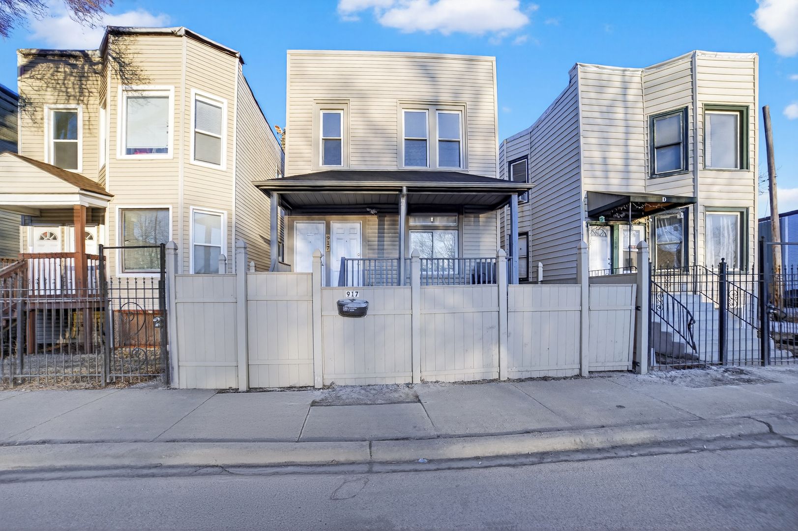 917 N Cicero Avenue — Chicago, IL 60651