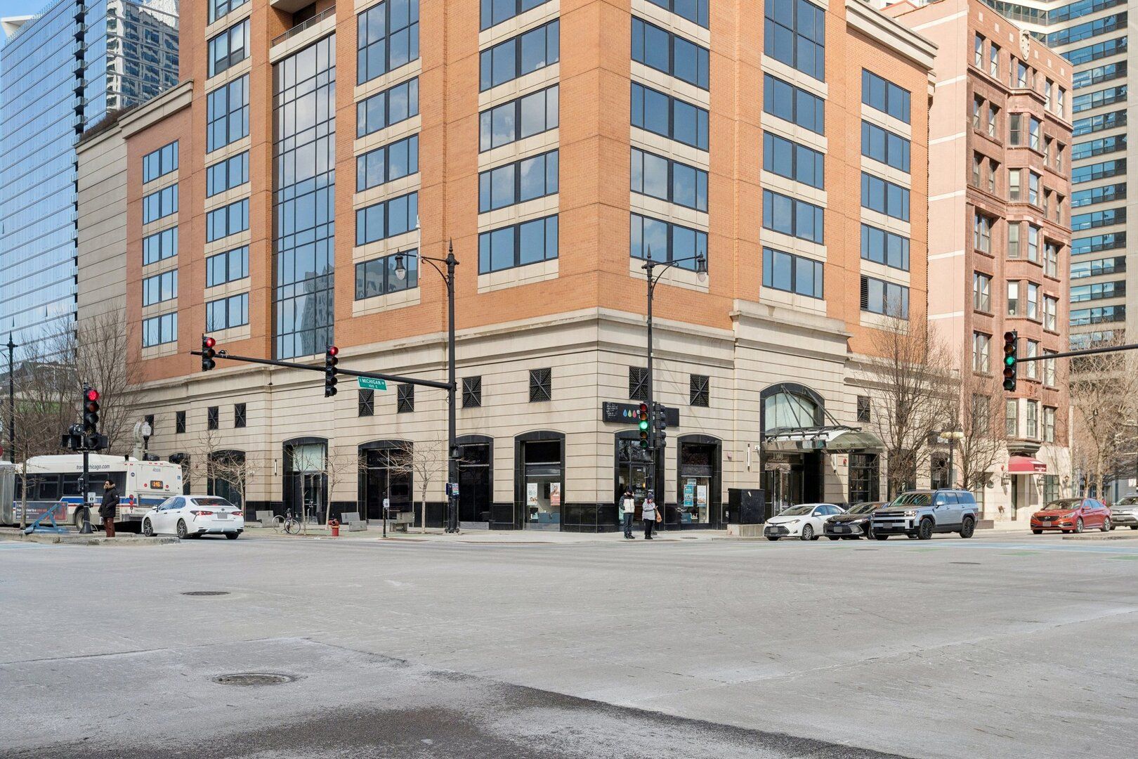 1160 S Michigan Avenue #1504 — Chicago, IL 60605