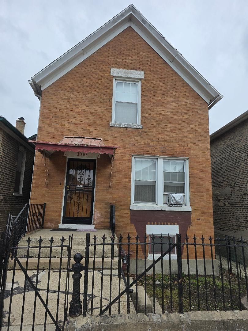 3010 S Union Avenue — Chicago, IL 60616