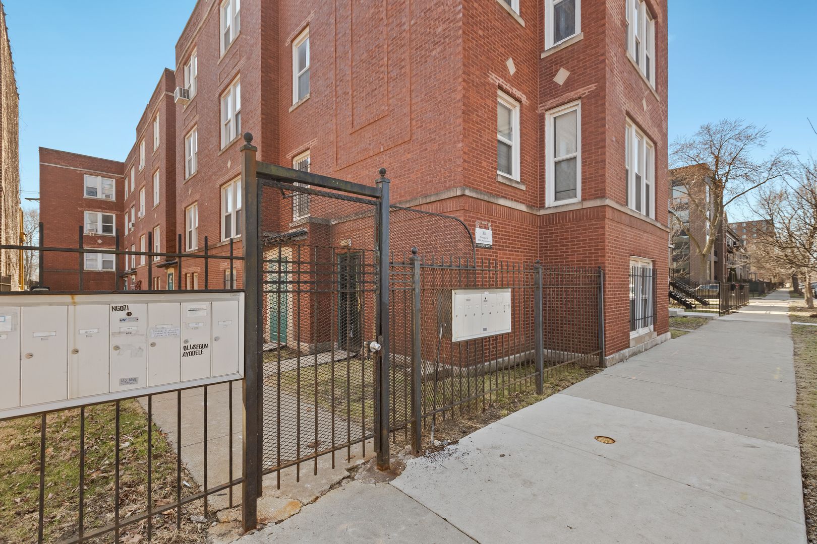 543 E 60TH Street #4 — Chicago, IL 60637