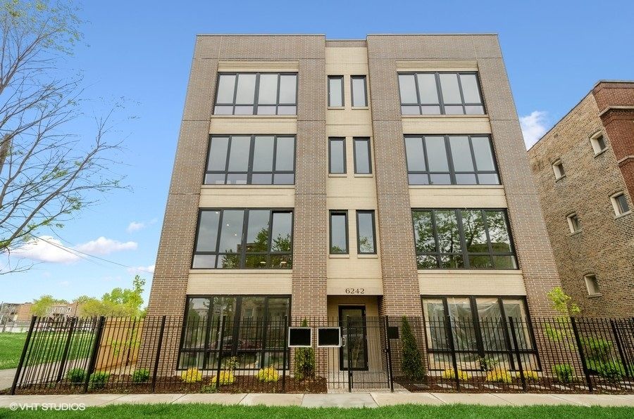 6242 S Greenwood Avenue #4S — Chicago, IL 60637