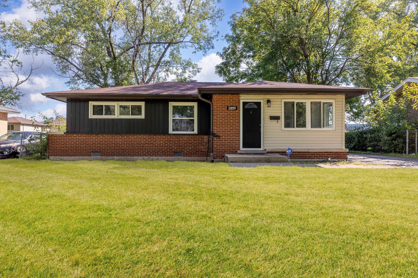 2859 Stafford Drive — Markham, IL 60428
