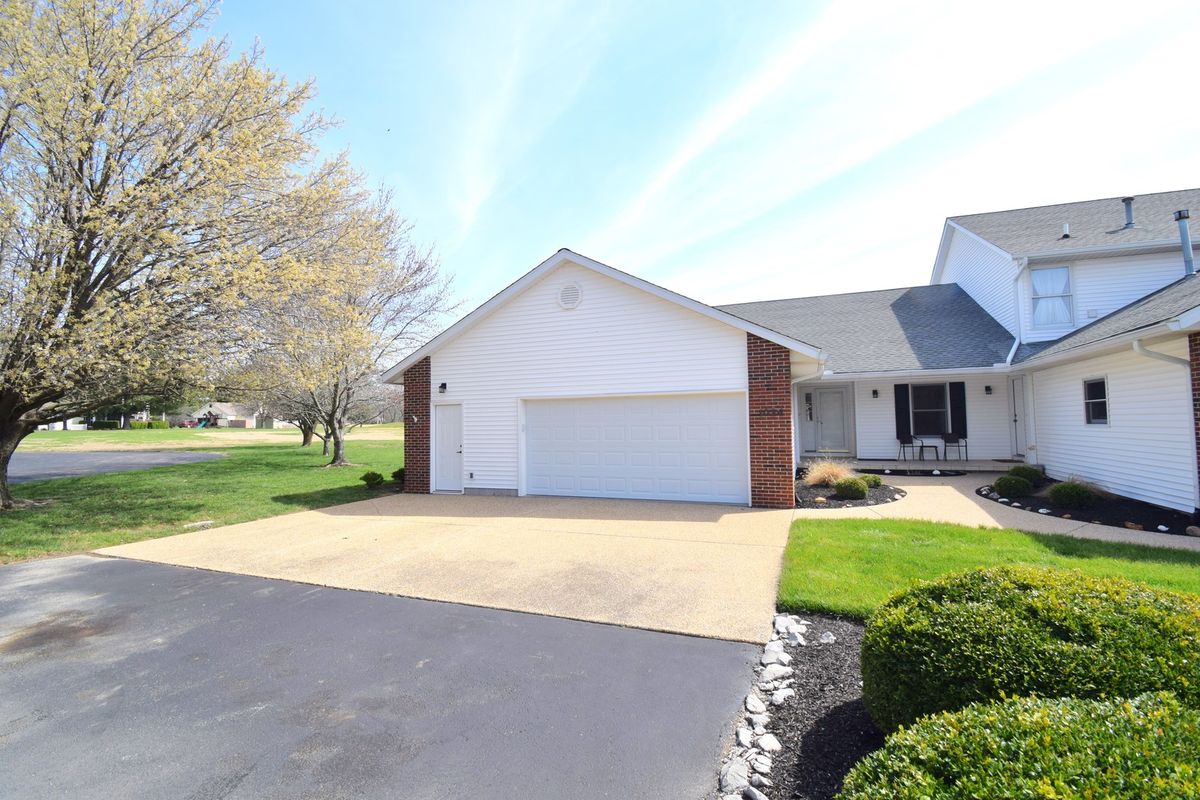 1024 Mulligan Drive, Mt Vernon, IL 62864