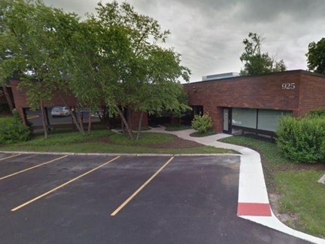 925 N Plum Grove Road — Schaumburg, IL 60173