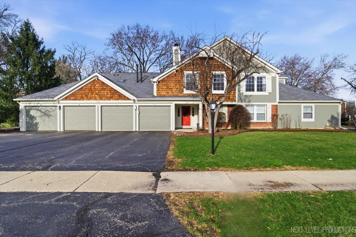 870 Kilkenny Drive, Wheaton, IL 60189