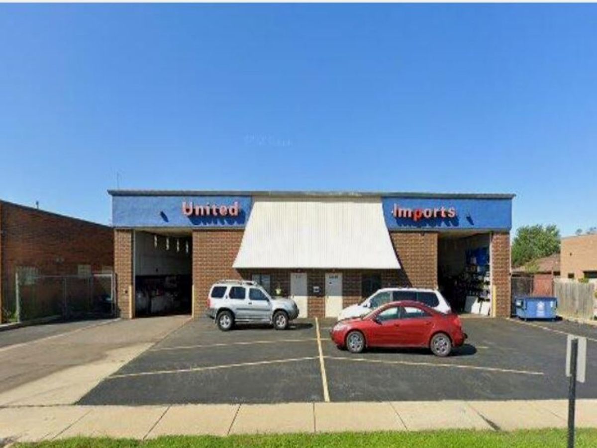 8424 77th Avenue, Bridgeview, IL 60455