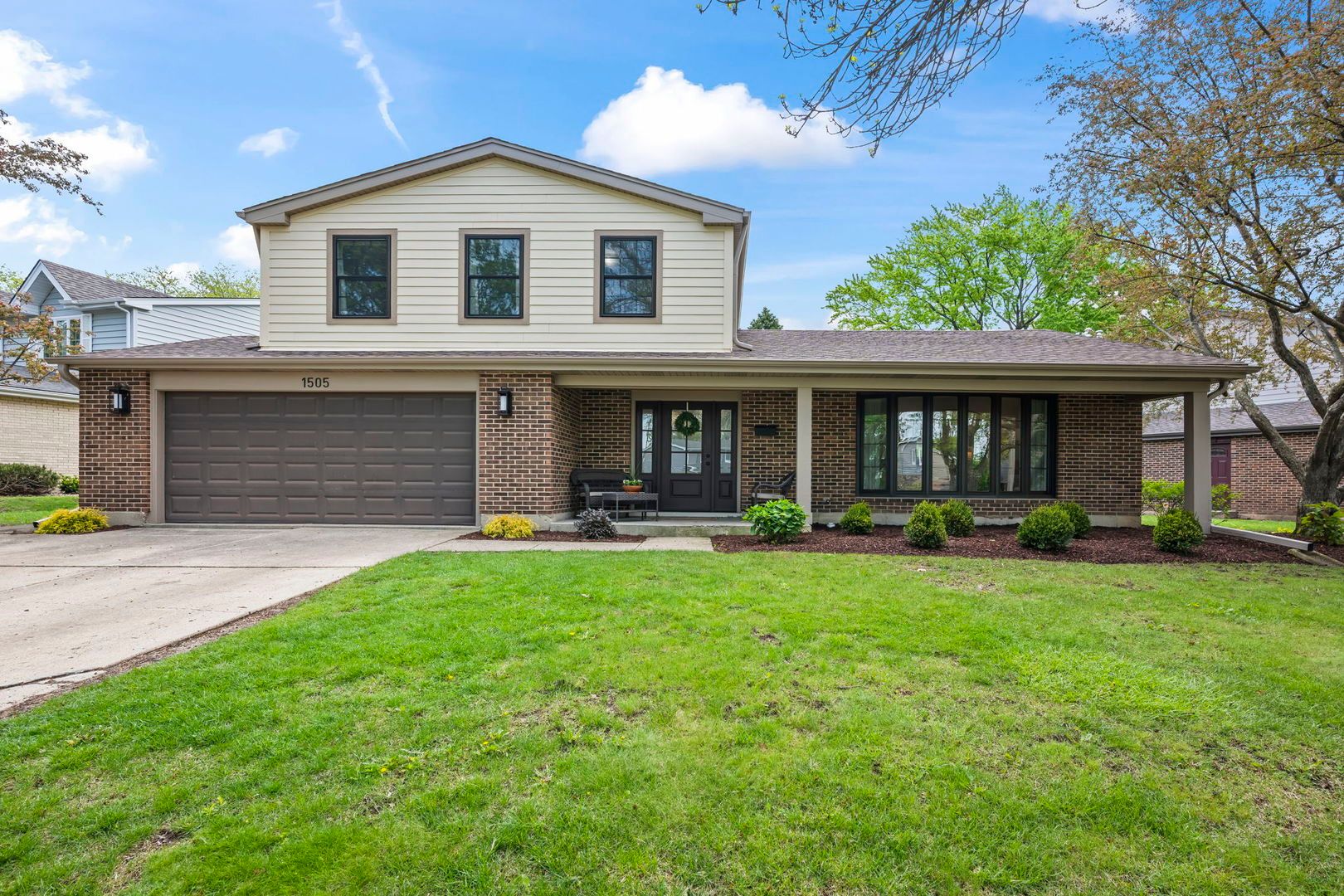 1505 S Kennicott Avenue — Arlington Heights, IL 60005