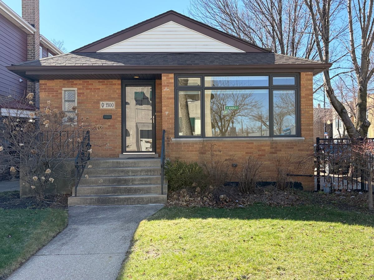 3500 Lowe Avenue, Chicago, IL 60609