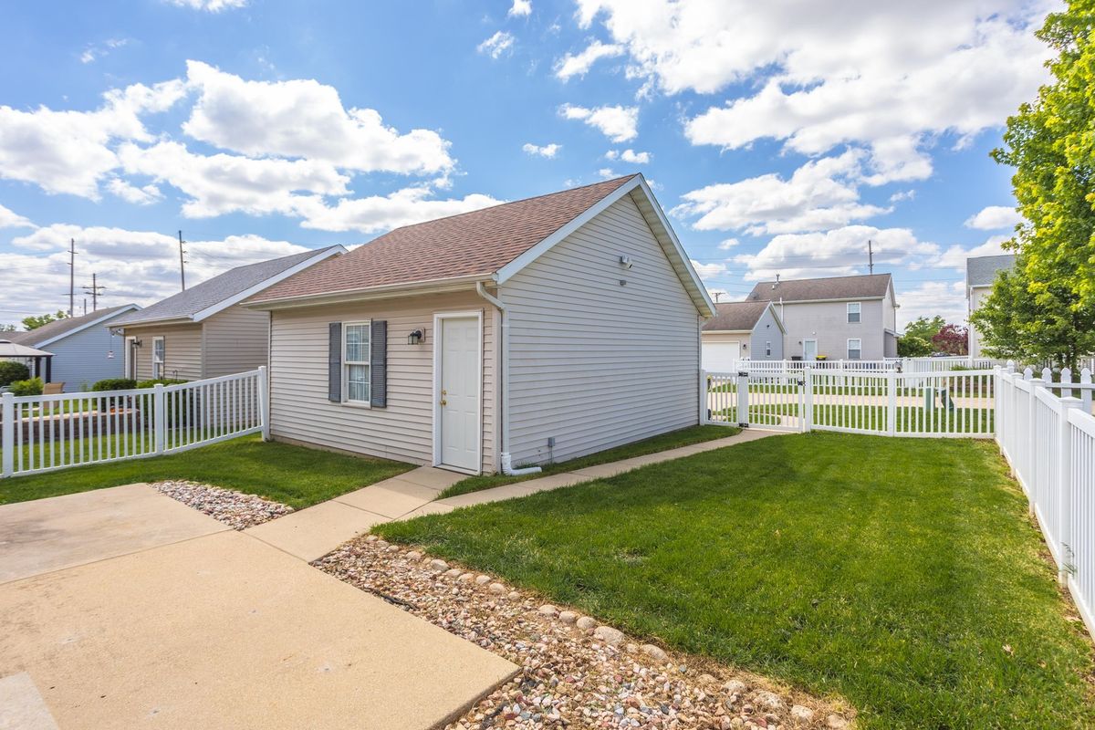 1109 Chippewa Street, Normal, IL 61761