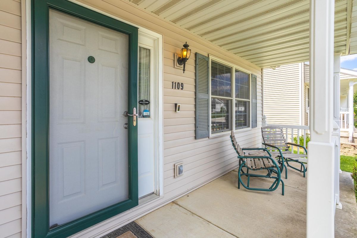 1109 Chippewa Street, Normal, IL 61761