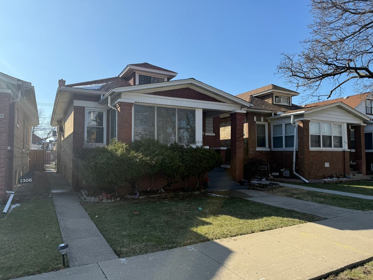 1310 Monitor Avenue, Chicago, IL 60651