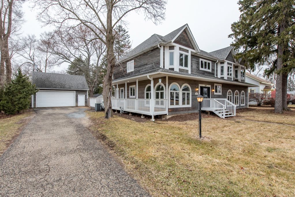 12018 255th Avenue — Trevor, WI 53179