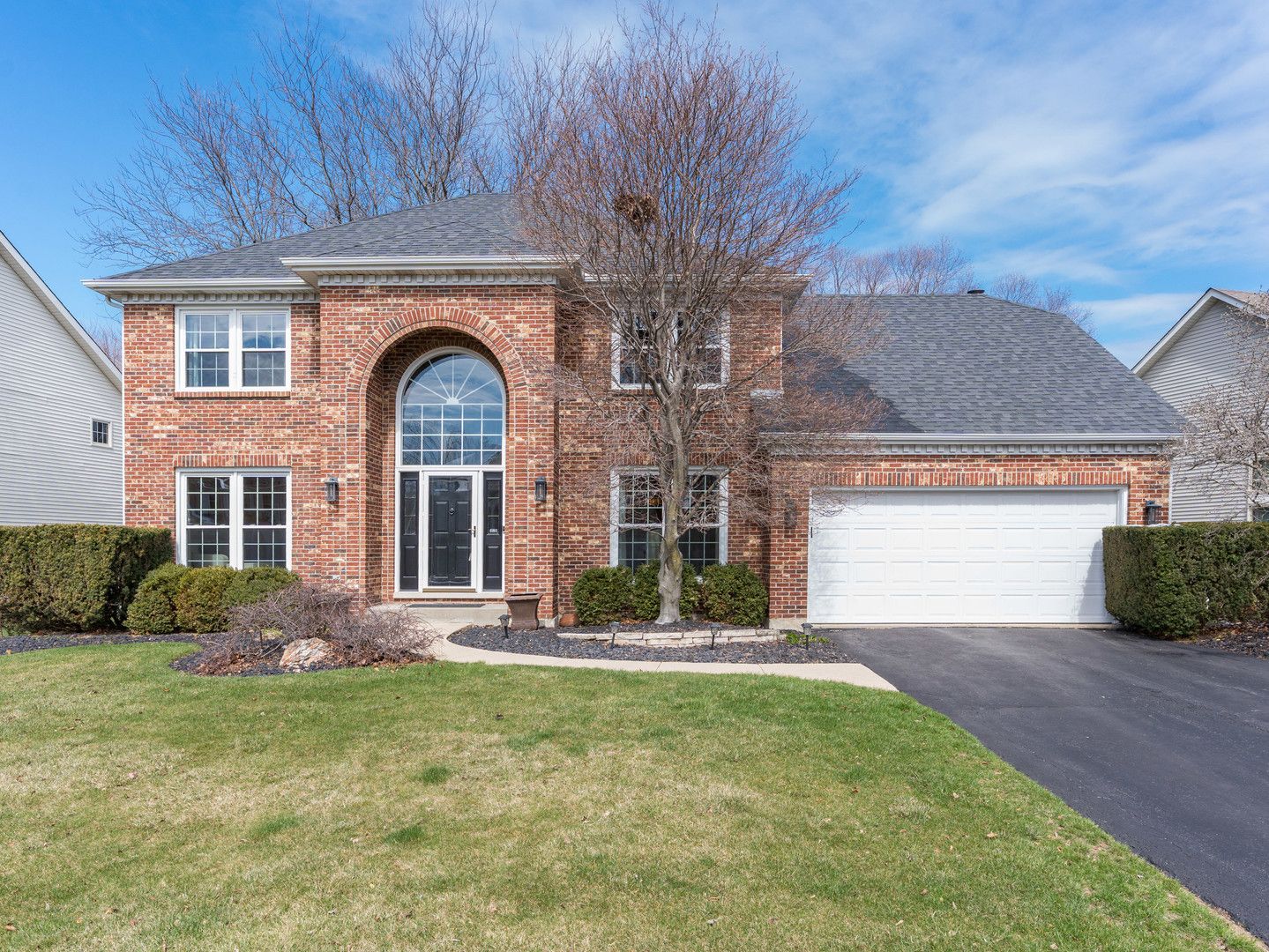 2209 Irvine Lane — Plainfield, IL 60586
