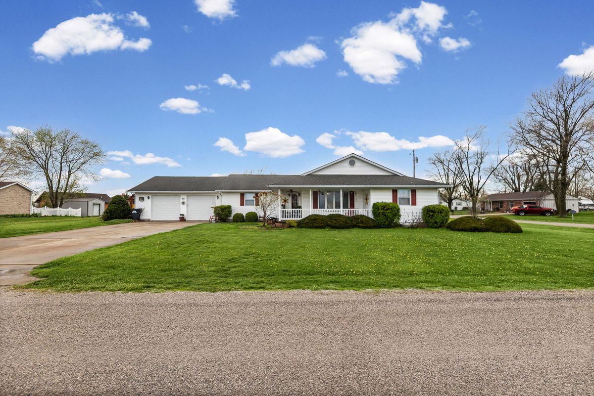 401 Gehle Street, St Peter, IL 62880