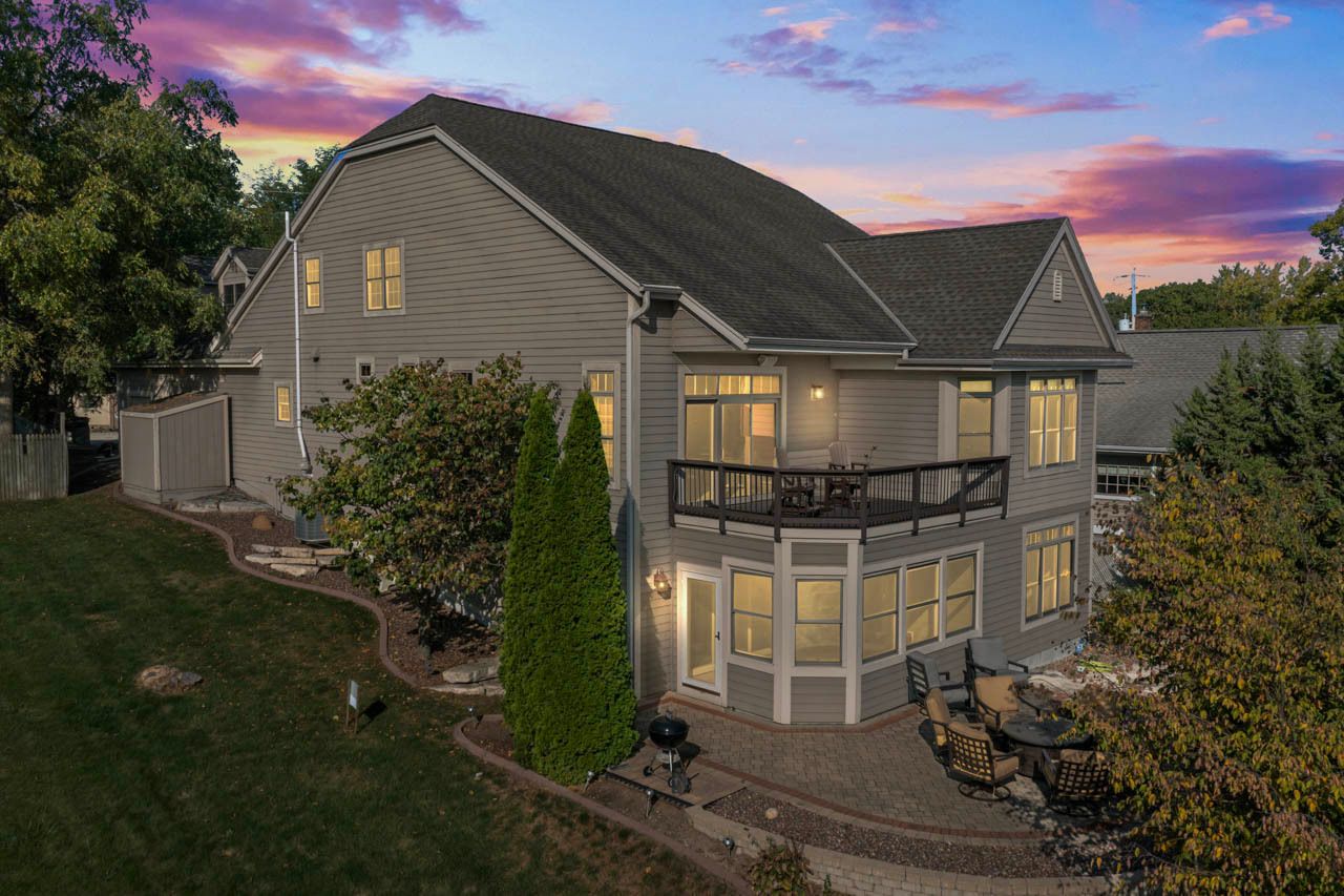 6507 Willow Court — Waterford, WI 53185