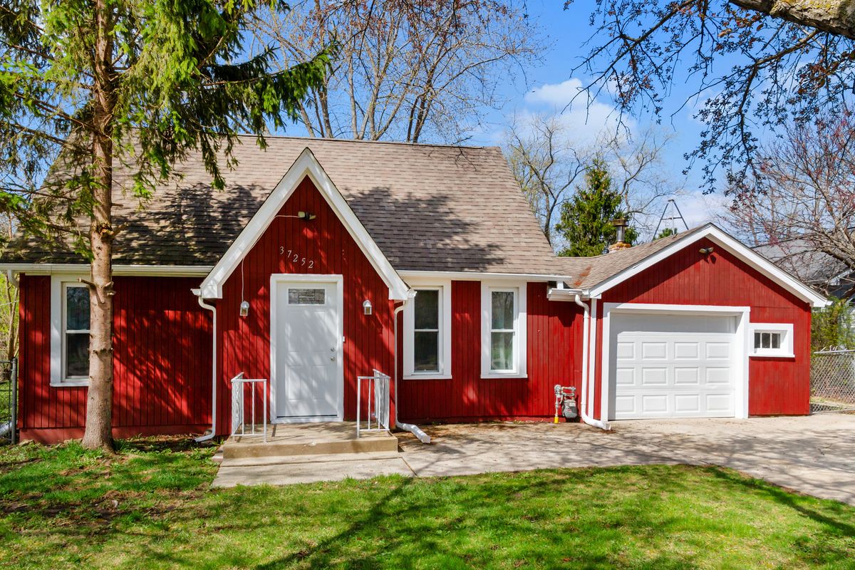 37252 Parma Avenue, Lake Villa, IL 60046