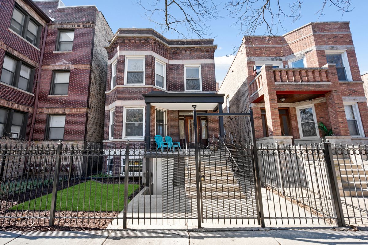 4704 Troy Street, Chicago, IL 60625