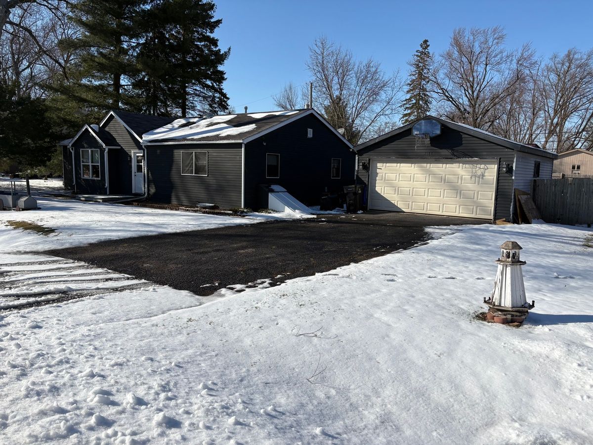 7118 Seminole Drive, Wonder Lake, IL 60097