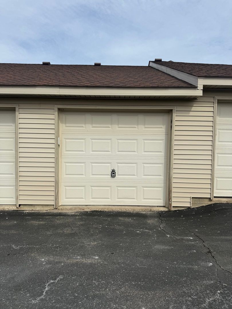 300 Cunat Boulevard, Richmond, IL 60071