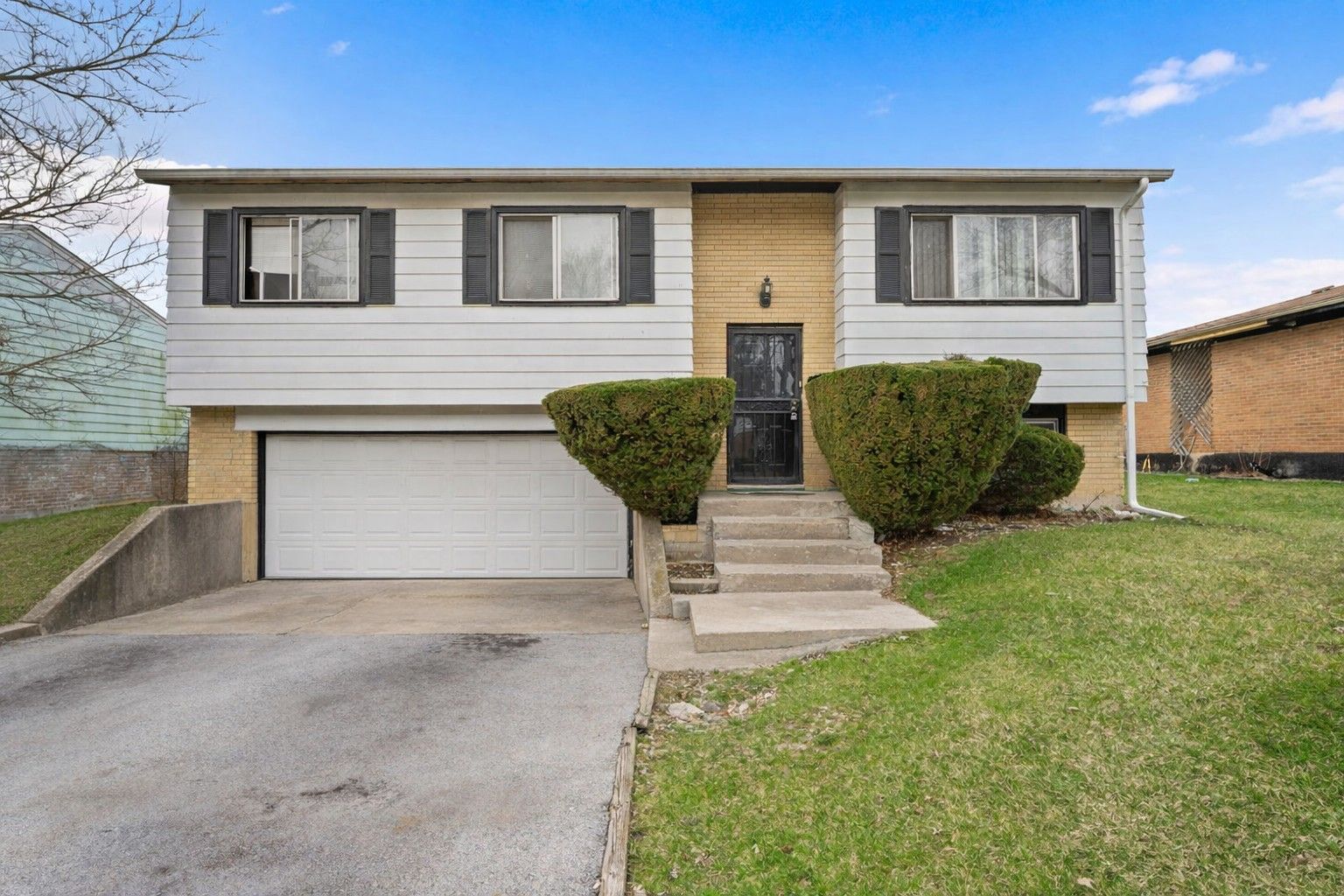 720 Blackhawk Drive — University Park, IL 60484