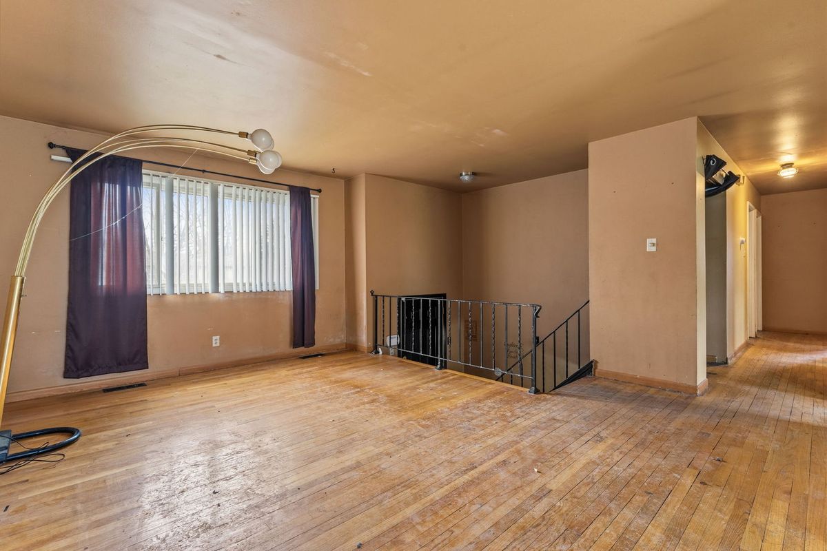 720 Blackhawk Drive, University Park, IL 60484