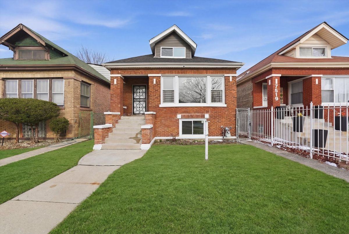 7517 CARPENTER Street, Chicago, IL 60620