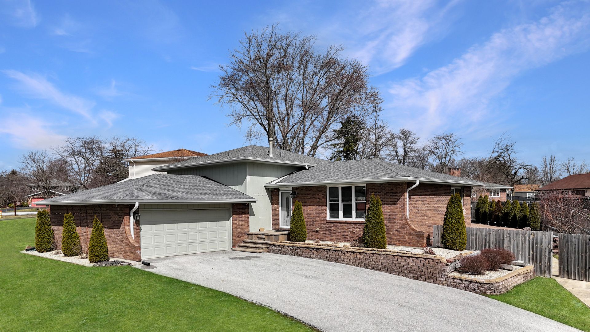 2938 E Shagbark Trail — Crete, IL 60417