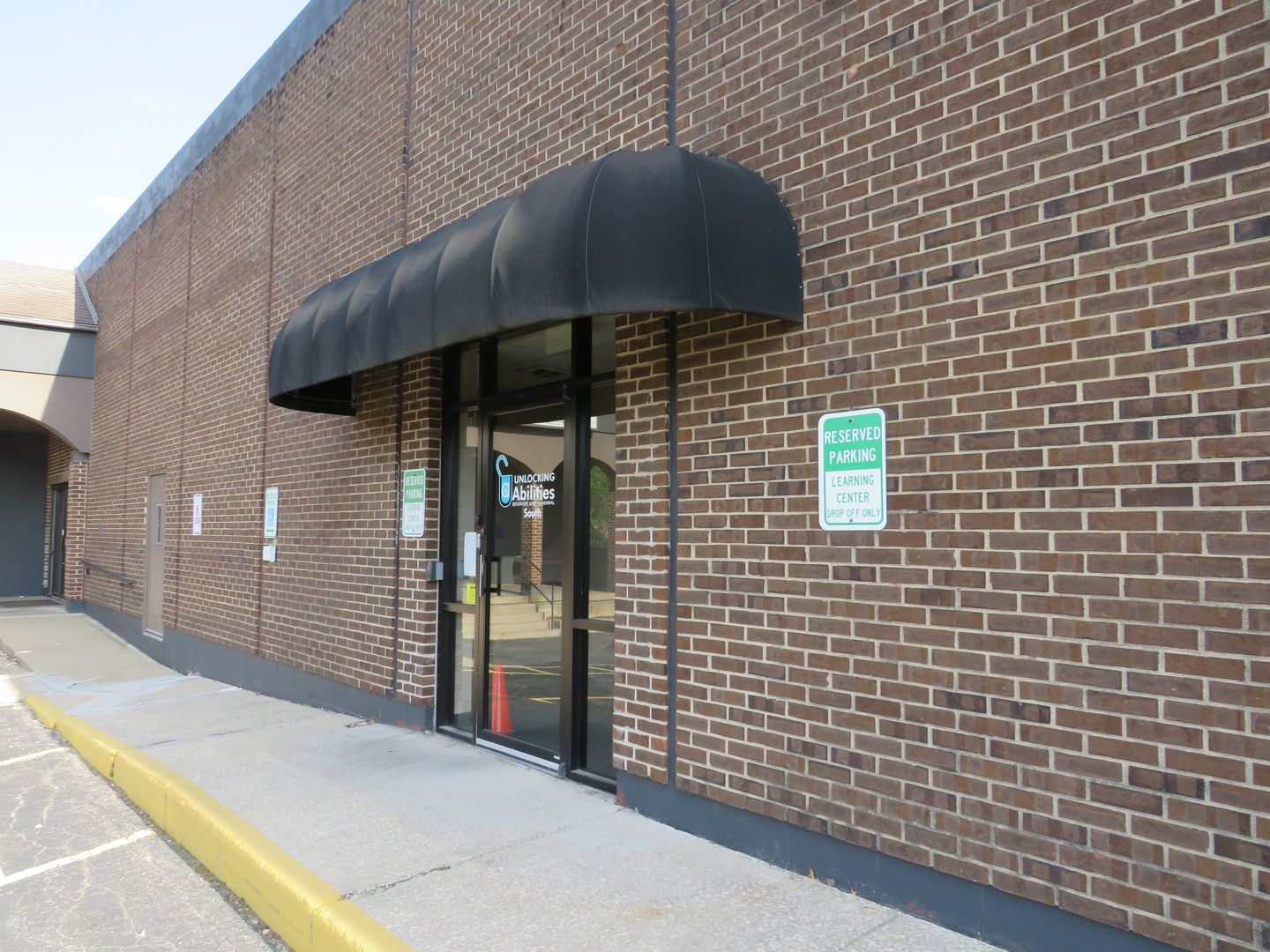 1715 Division Street #7G — Morris, IL 60450