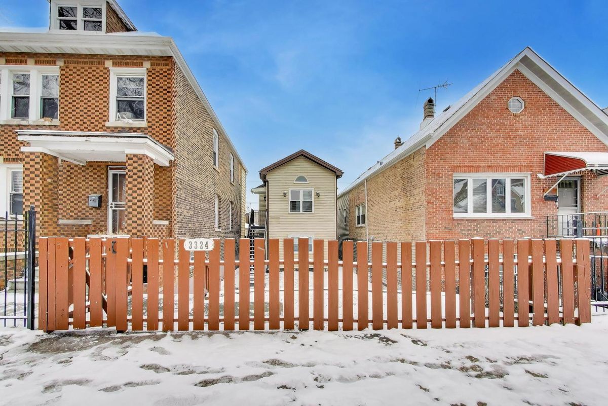 3324 May Street, Chicago, IL 60608