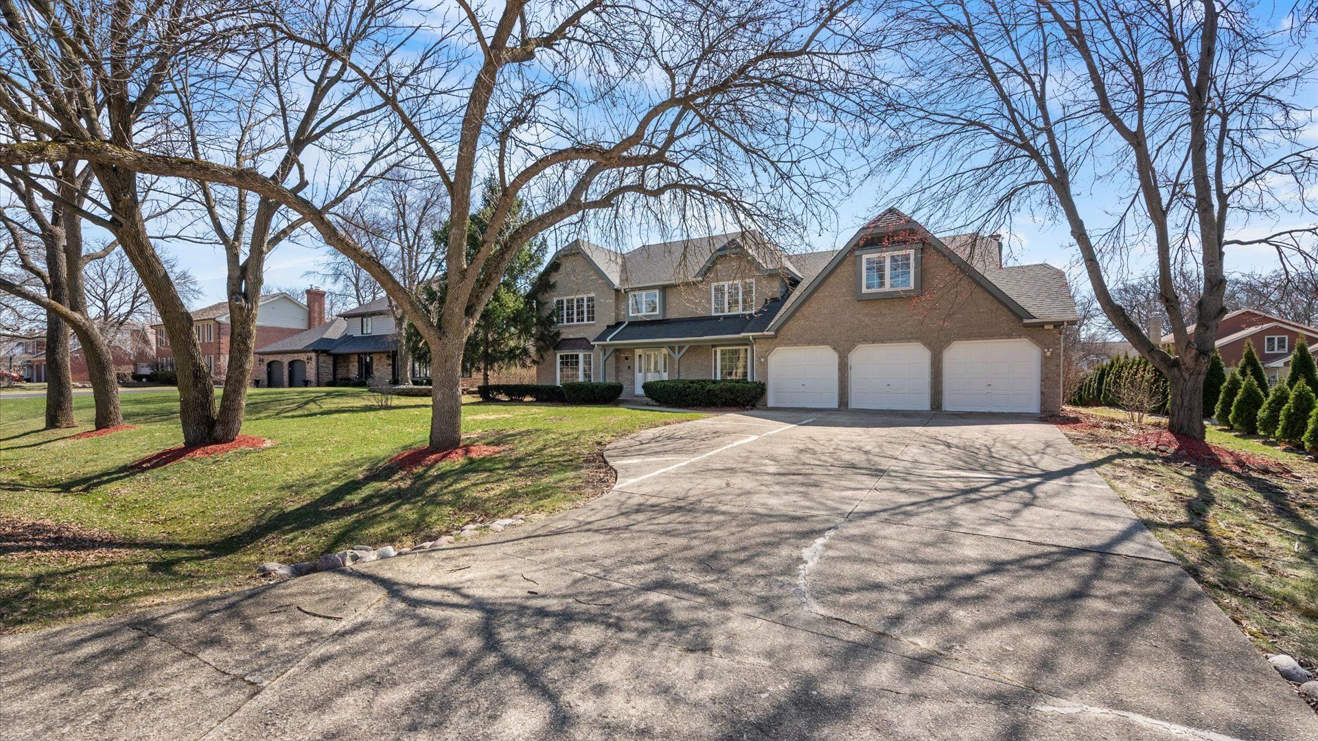 3021 35th Street — Oak Brook, IL 60523