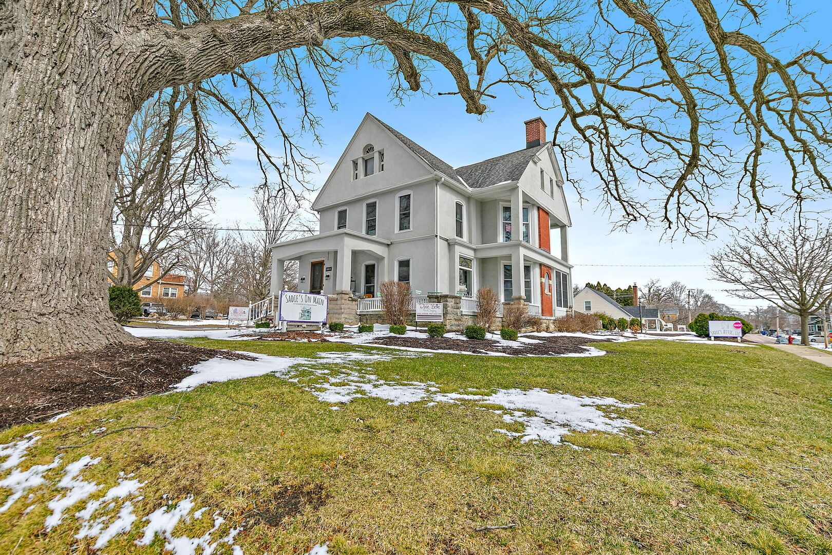 303 N Main Street — Elburn, IL 60119