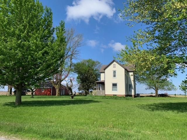 597 CR 100 E — Ivesdale, IL 61851