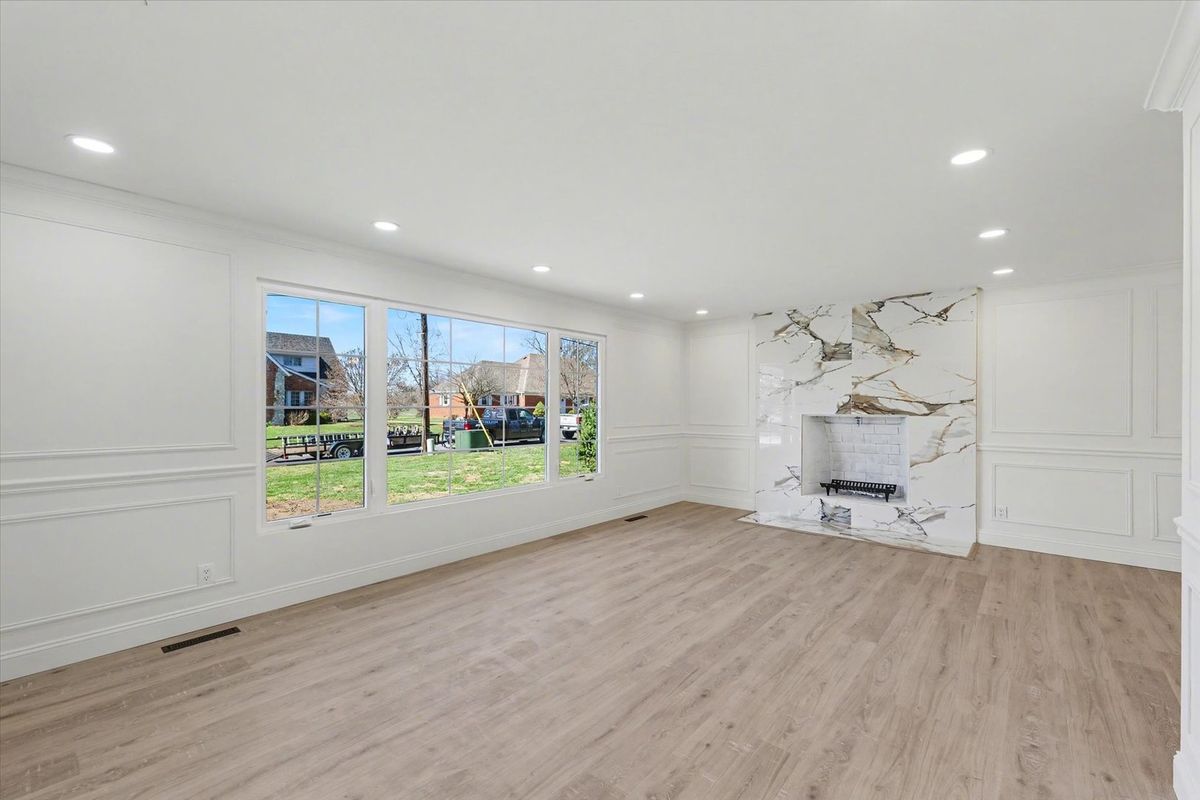 1808 Golfview Drive, Urbana, IL 61801