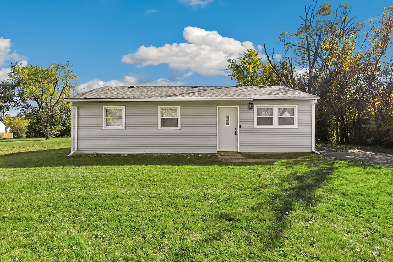1941 Cambridge Street — Chicago Heights, IL 60411