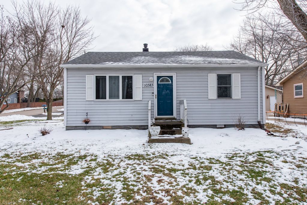 10383 W York House Road — Beach Park, IL 60087