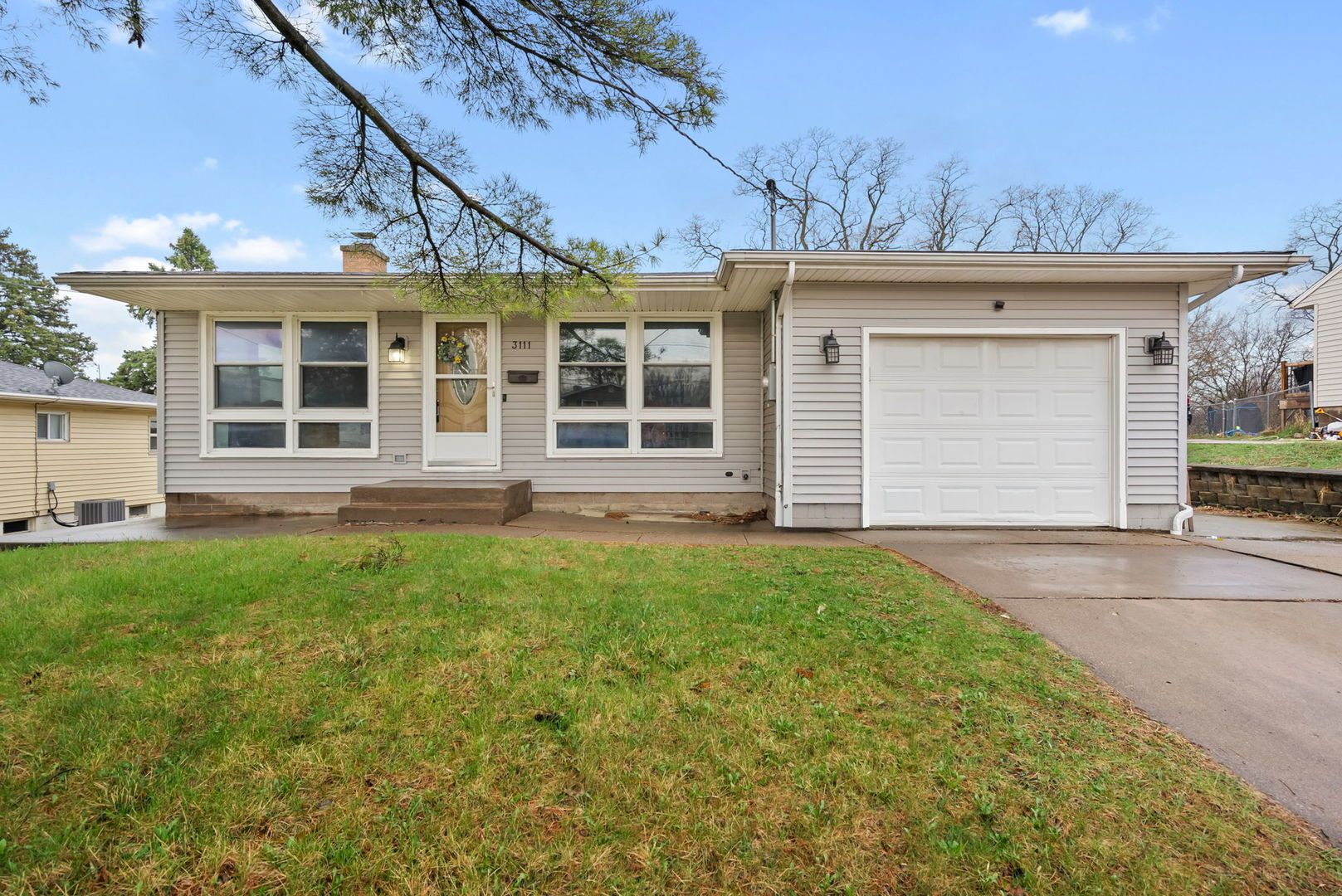 3111 W 3rd Street — Davenport, IA 52804