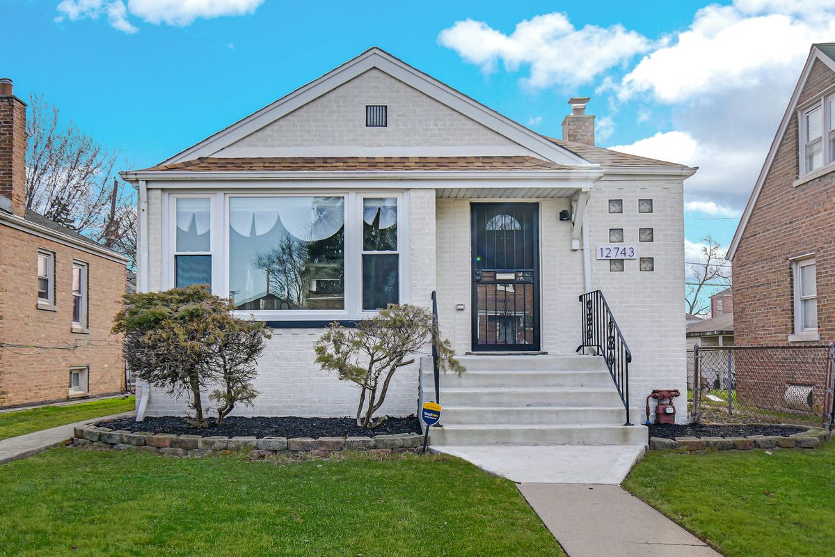 12743 Lowe Avenue, Chicago, IL 60628