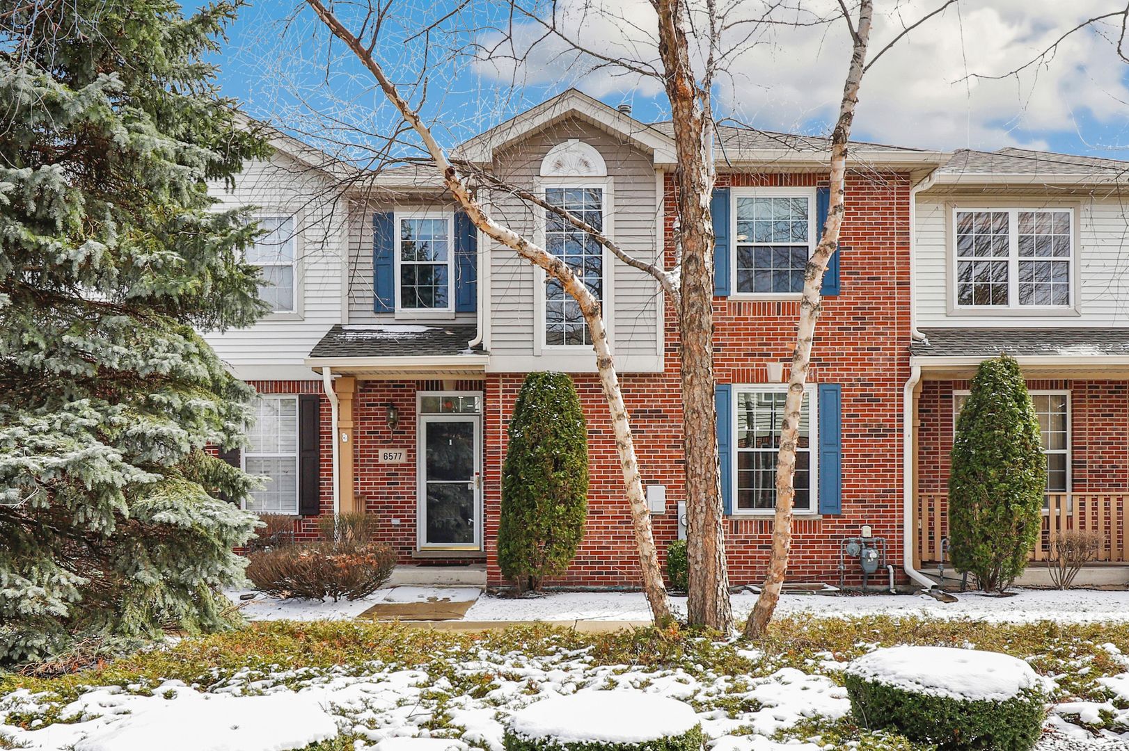 6577 Pine Lake Drive — Tinley Park, IL 60477