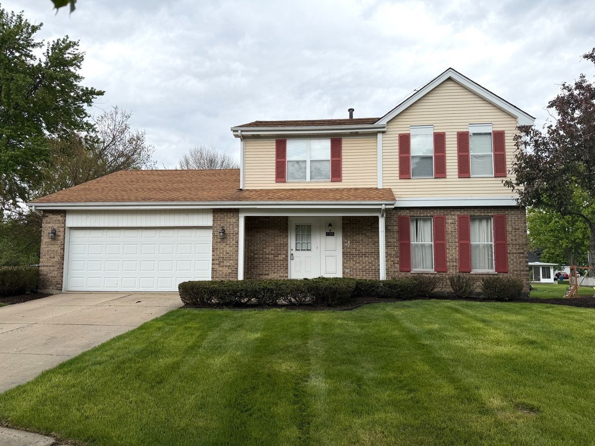 1724 Hall Place, Downers Grove, IL 60516