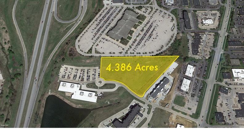 3750 Market Square — Davenport, IA 52807