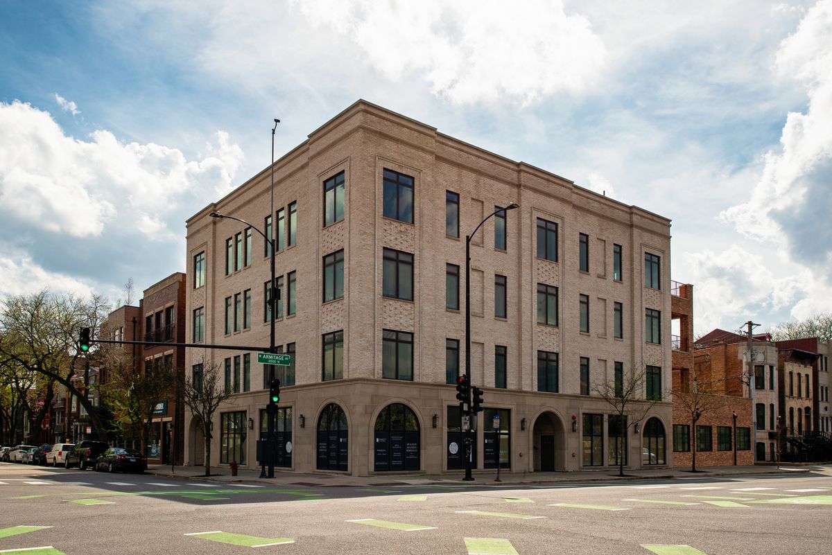 405 Armitage Avenue, Chicago, IL 60614