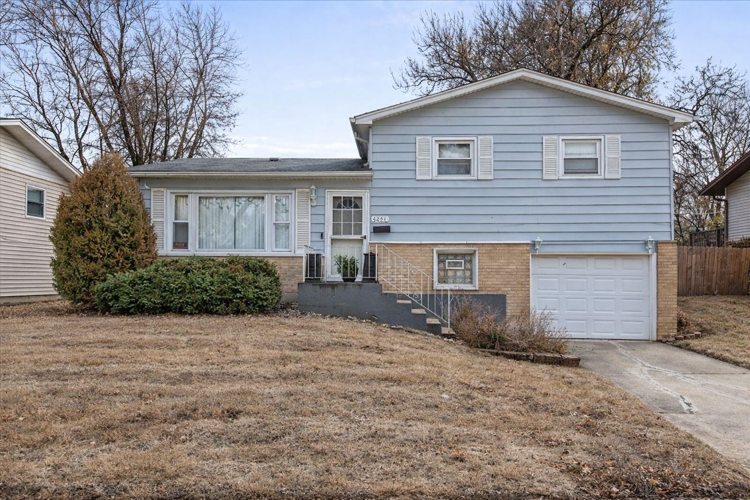 4251 190th Place — Country Club Hills, IL 60478