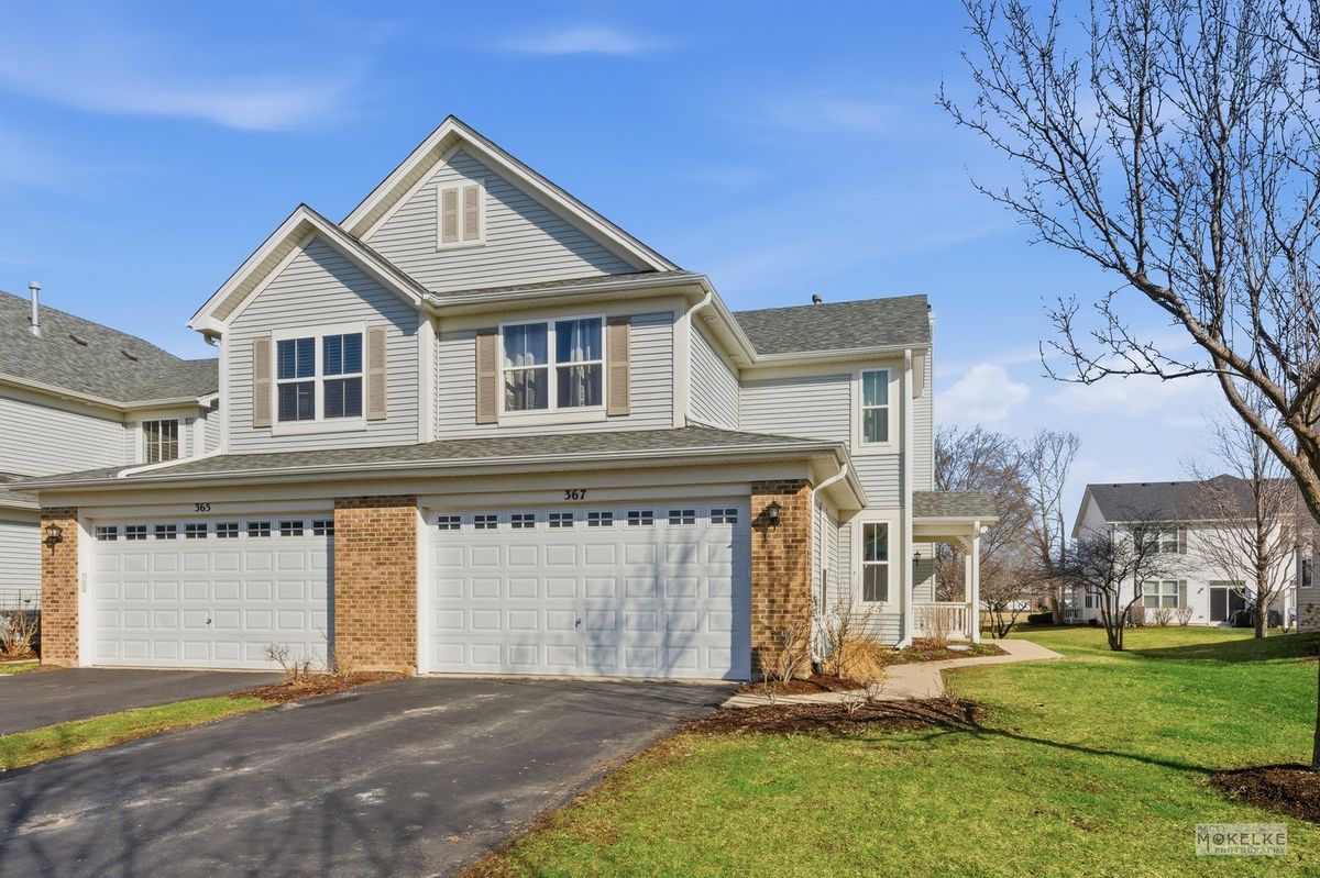 367 Chesapeake Lane, Oswego, IL 60543