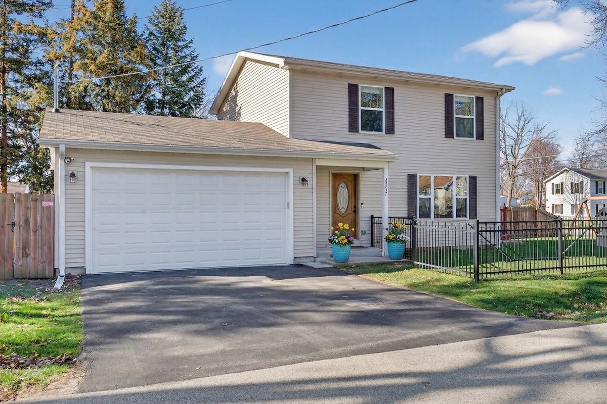 35737 Hunt Avenue, Ingleside, IL 60041