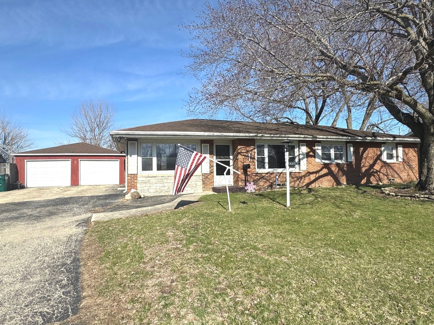 141 Pfitzer Drive — Bradley, IL 60915