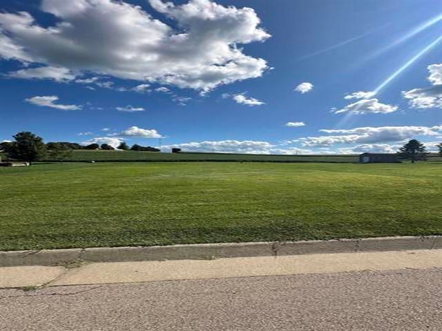 526 Breezeway Drive — Pearl City, IL 61062