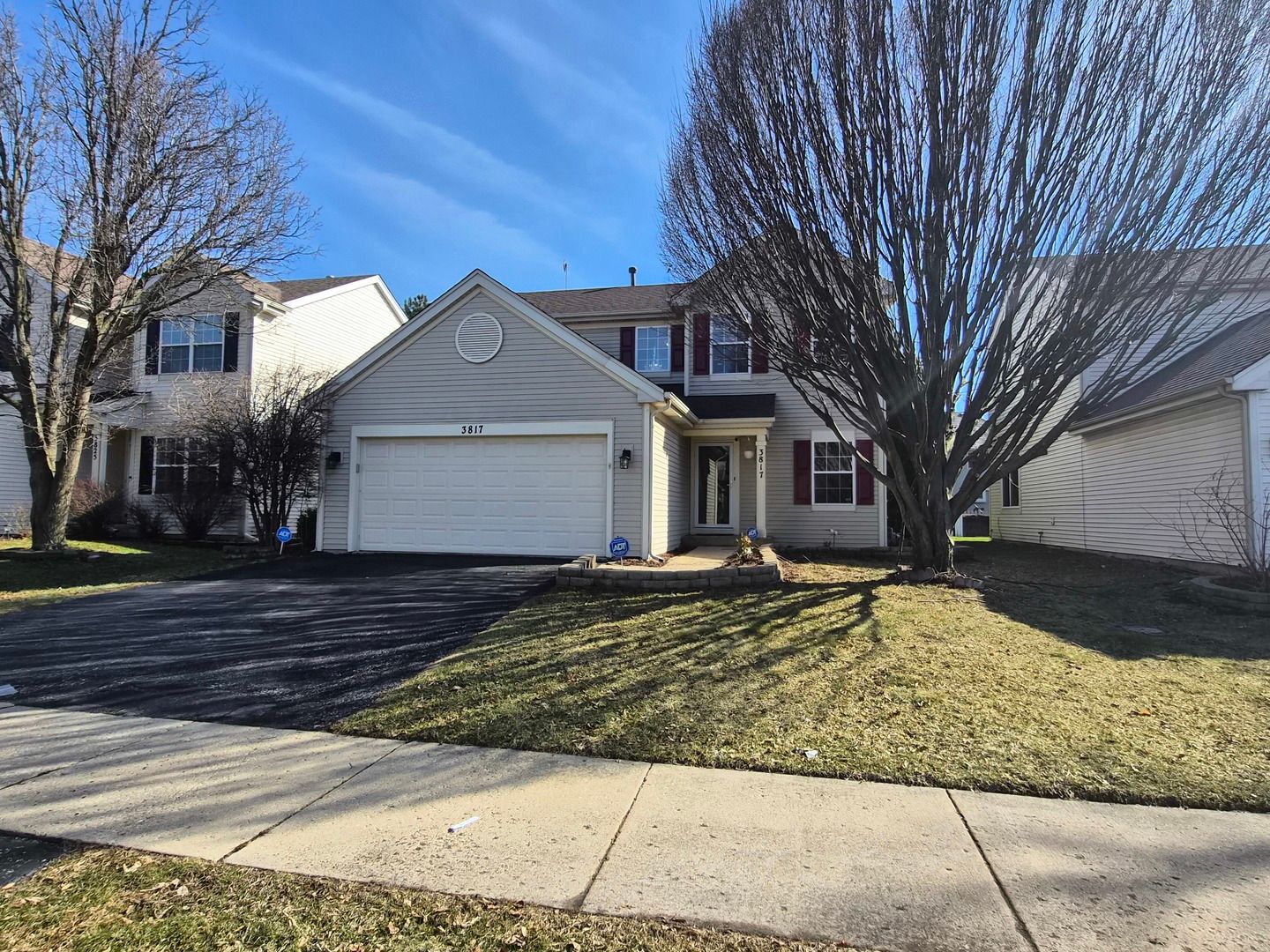 3817 Baybrook Drive — Aurora, IL 60504