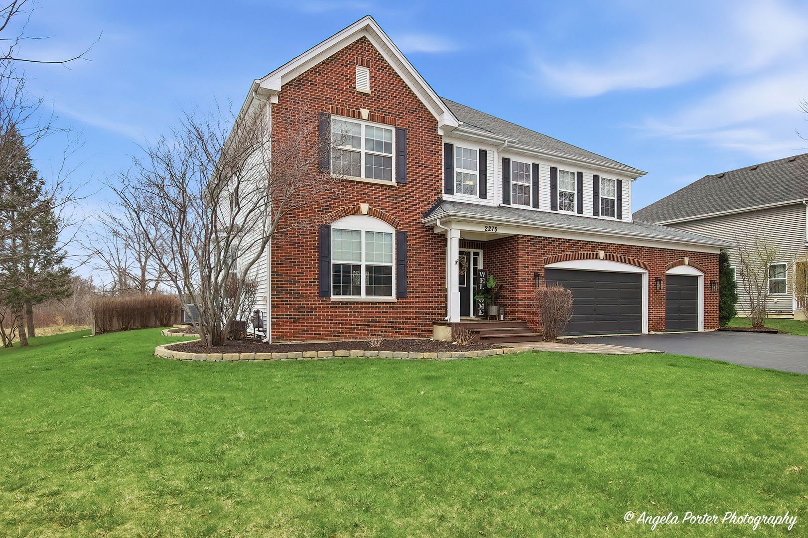2275 Walnut Glen Boulevard — Island Lake, IL 60042
