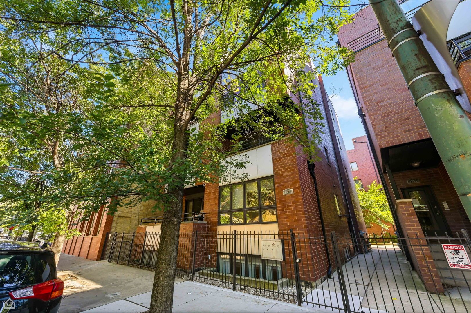 1357 N Noble Street #4 — Chicago, IL 60622