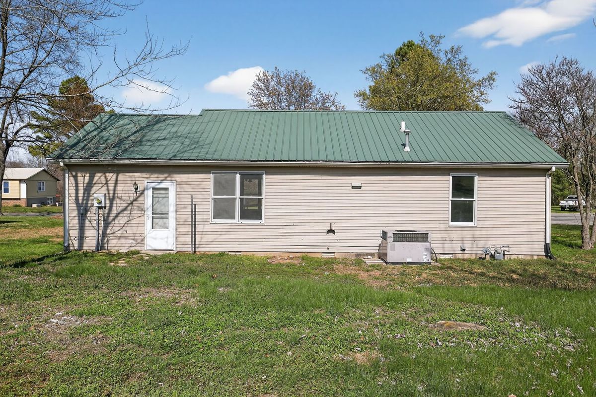 109 Illini Court, Vienna, IL 62995